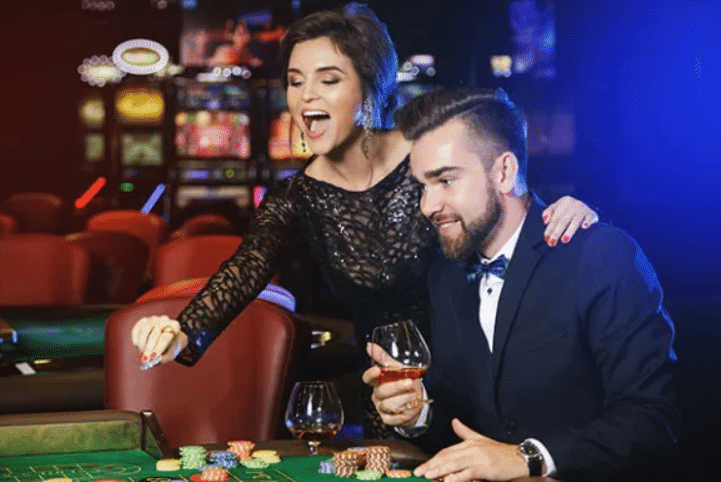 Dress Code & Age Restrictions in Casinos Dress Code & Age Restrictions in Casinos